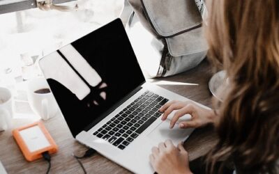 Tech News : 1000+ ‘Deepfakes’ On LinkedIn