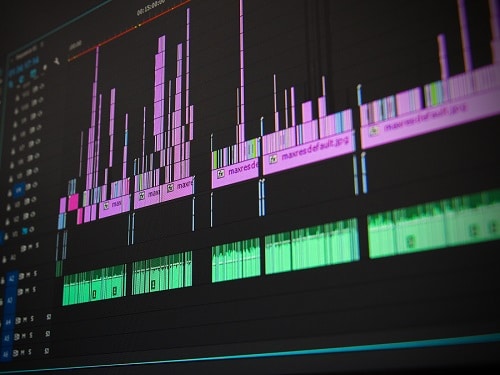 Tech-Insight : How To Fake Someone’s Voice