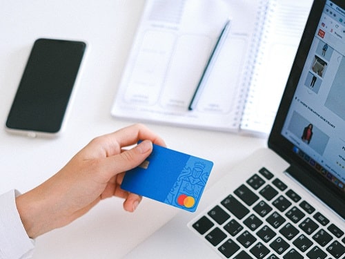 Tech Insight : Spotting Fake Reviews And Dubious Ratings On Amazon